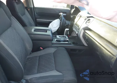 2017 Toyota Tundra Sr5 5.7L V8 из США, поврежденный, VIN 5TFDW5F13HX609518